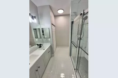 661 NW 42nd Ave, Plantation, FL 33317 - Photo 15