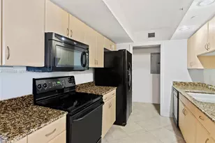 6917 Collins Ave, Miami Beach, FL 33141 - Photo 11