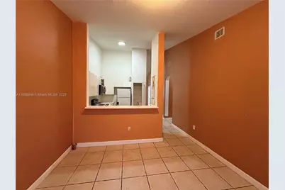 2811 SE 17th Ave #206, Homestead, FL 33035 - Photo 3