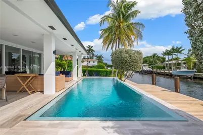 1370 NE 103rd St, Miami Shores, FL 33138 - Photo 17
