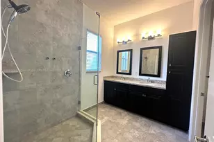 12443 NW 17th Ct, Pembroke Pines, FL 33028 - Photo 13