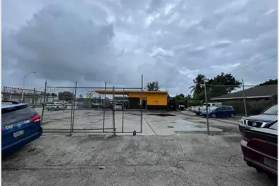 1550 NW 79th St, Miami, FL 33147 - Photo 7