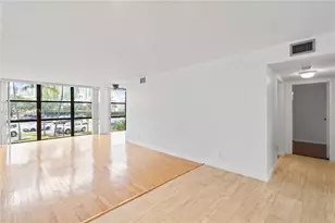 800 Parkview Dr, Hallandale Beach, FL 33009 - Photo 3