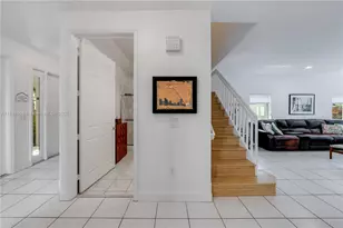 8523 SW 139th Ter, Palmetto Bay, FL 33158 - Photo 5