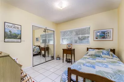 8241 SW 142nd St, Palmetto Bay, FL 33158 - Photo 17
