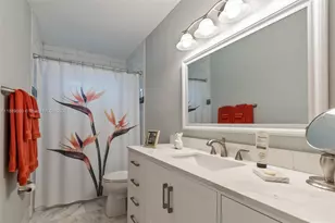 8241 SW 142nd St, Palmetto Bay, FL 33158 - Photo 19