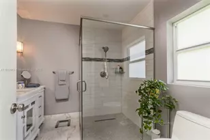 8241 SW 142nd St, Palmetto Bay, FL 33158 - Photo 15