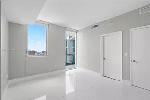 92 SW 3rd St, Miami, FL 33130 - Photo 11