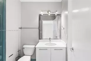 92 SW 3rd St, Miami, FL 33130 - Photo 13