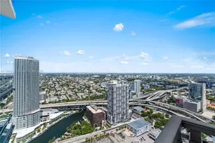 92 SW 3rd St, Miami, FL 33130 - Photo 19