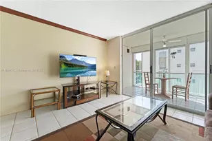 206 SE 10th St, Dania Beach, FL 33004 - Photo 15