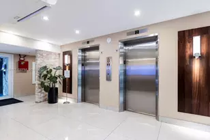 300 Diplomat Pkwy, Hallandale Beach, FL 33009 - Photo 27