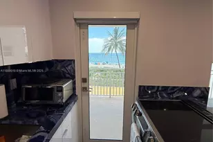 901 S Surf Rd, Hollywood, FL 33019 - Photo 17