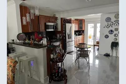 4255 SW 69th Ave, Miami, FL 33155 - Photo 3