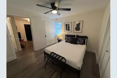 3102 SW 10th St #3104A, Miami, FL 33135 - Photo 11