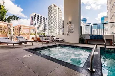 227 NE 2nd St #3001, Miami, FL 33132 - Photo 7