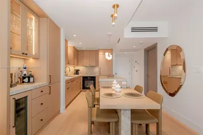 2301 Collins Ave #1527, Miami Beach, FL 33139 - Photo 17