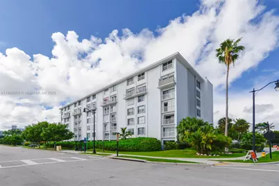 17800 Atlantic Blvd #PH14, Sunny Isles Beach, FL 33160 - Photo 35