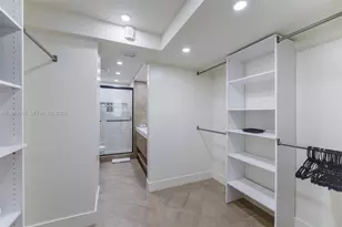 17800 Atlantic Blvd, Sunny Isles Beach, FL 33160 - Photo 21