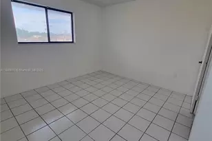 355 E 33rd St, Hialeah, FL 33013 - Photo 9