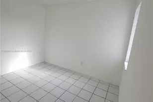 355 E 33rd St, Hialeah, FL 33013 - Photo 13