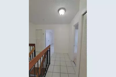 355 E 33rd St #203, Hialeah, FL 33013 - Photo 7