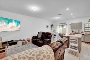 1160 SW 7th Ct, Florida City, FL 33034 - Photo 7