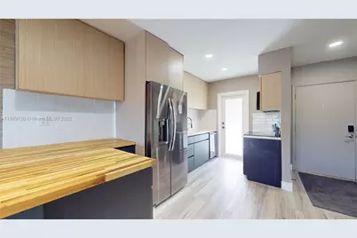 13105 Ixora Ct #303, North Miami, FL 33181 - Photo 9