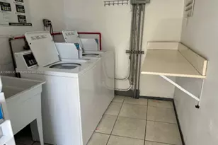 13105 Ixora Ct, North Miami, FL 33181 - Photo 15