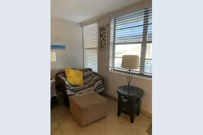 322 Taylor St #2D, Hollywood, FL 33019 - Photo 9