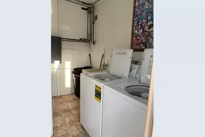 322 Taylor St #2D, Hollywood, FL 33019 - Photo 43