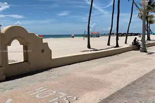 322 Taylor St, Hollywood, FL 33019 - Photo 1