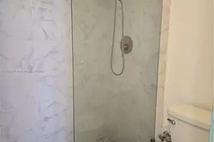 20379 W Country Club Dr, Aventura, FL 33180 - Photo 9