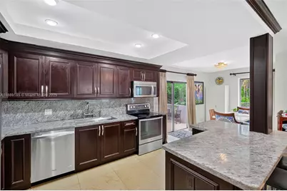 6345 Maynada St, Coral Gables, FL 33146 - Photo 15