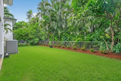 6345 Maynada St, Coral Gables, FL 33146 - Photo 53