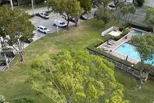 [Address not provided], Miami, FL 33181 - Photo 3