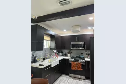 651 E 38th St, Hialeah, FL 33013 - Photo 13