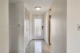 9010 Sunrise Lakes Blvd, Sunrise, FL 33322 - Photo 5