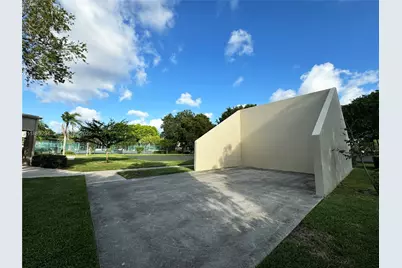 301 Gardens Dr #102, Pompano Beach, FL 33069 - Photo 25