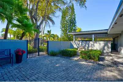 10735 SW 134 Terrace, Miami, FL 33176 - Photo 3