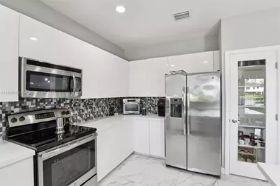 16525 SW 42nd Way, Miami, FL 33185 - Photo 23