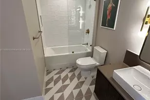 159 NE 6th St, Miami, FL 33132 - Photo 11