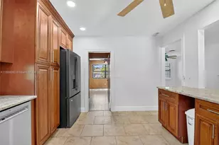 1027 S Palmway, Lake Worth, FL 33460 - Photo 15