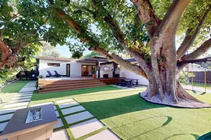 641 Nightingale Ave, Miami Springs, FL 33166 - Photo 1