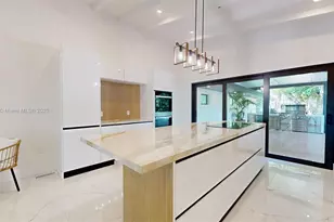641 Nightingale Ave, Miami Springs, FL 33166 - Photo 47