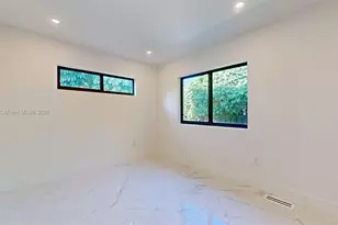 641 Nightingale Ave, Miami Springs, FL 33166 - Photo 23