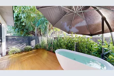 641 Nightingale Ave, Miami Springs, FL 33166 - Photo 5