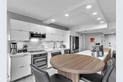 20191 E Country Club Dr #511, Aventura, FL 33180 - Photo 19