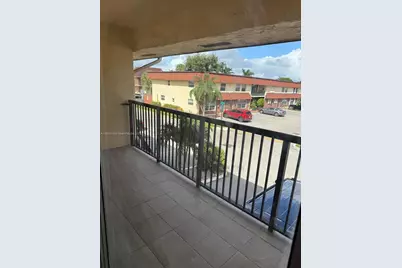 4163 SW 66th Ter #108, Davie, FL 33314 - Photo 15