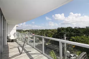 13800 Highland Dr, North Miami Beach, FL 33181 - Photo 7